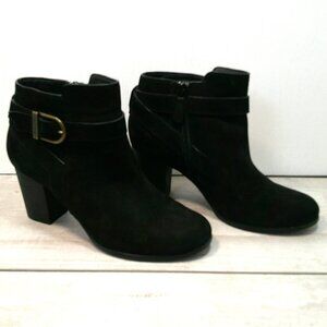 Cole Hann Anke boots, gold buckle, faux Sude Black Size 5.5 B